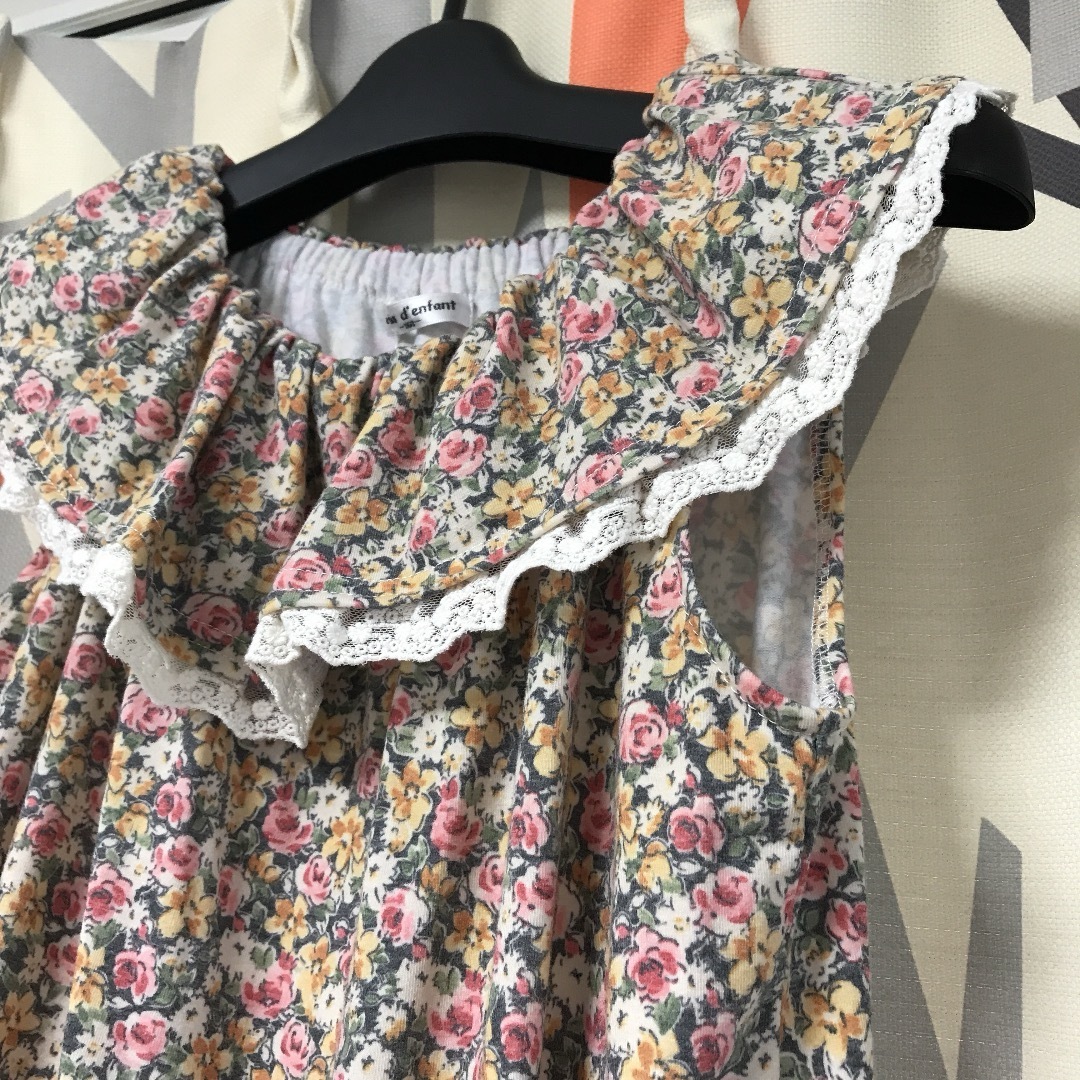 新品★花柄オールインワンキュロット 160 赤黄系 キッズ/ベビー/マタニティのキッズ服女の子用(90cm~)(その他)の商品写真