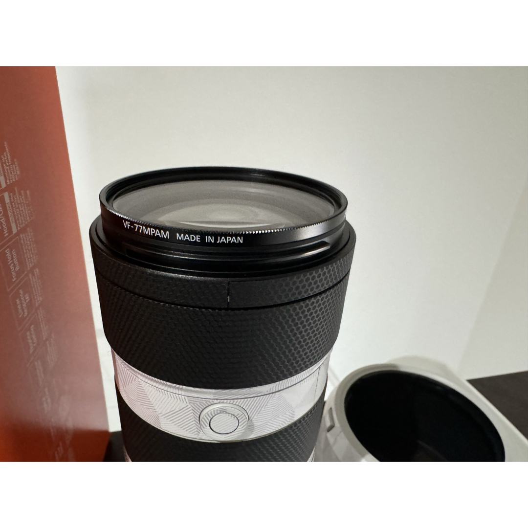 SONY(ソニー)の極美品 SONY SEL70200GM2 F2.8 Eマウント ズーム レンズ メンズのメンズ その他(その他)の商品写真