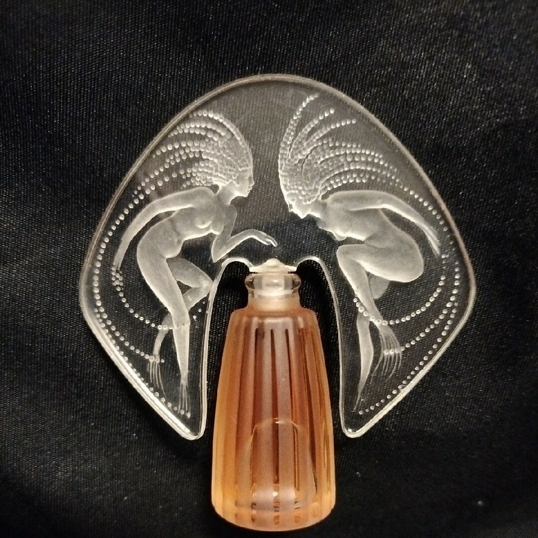 希少　LALIQUE★ラリックヴィンテージミニ香水　水の精オンディーヌ コスメ/美容の香水(その他)の商品写真