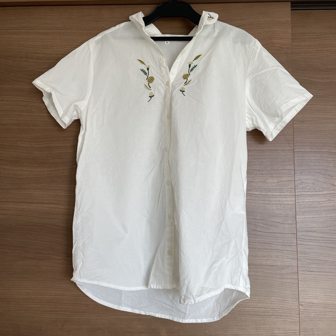 SM2(サマンサモスモス)のSM2 半袖刺繍シャツ レディースのトップス(シャツ/ブラウス(半袖/袖なし))の商品写真