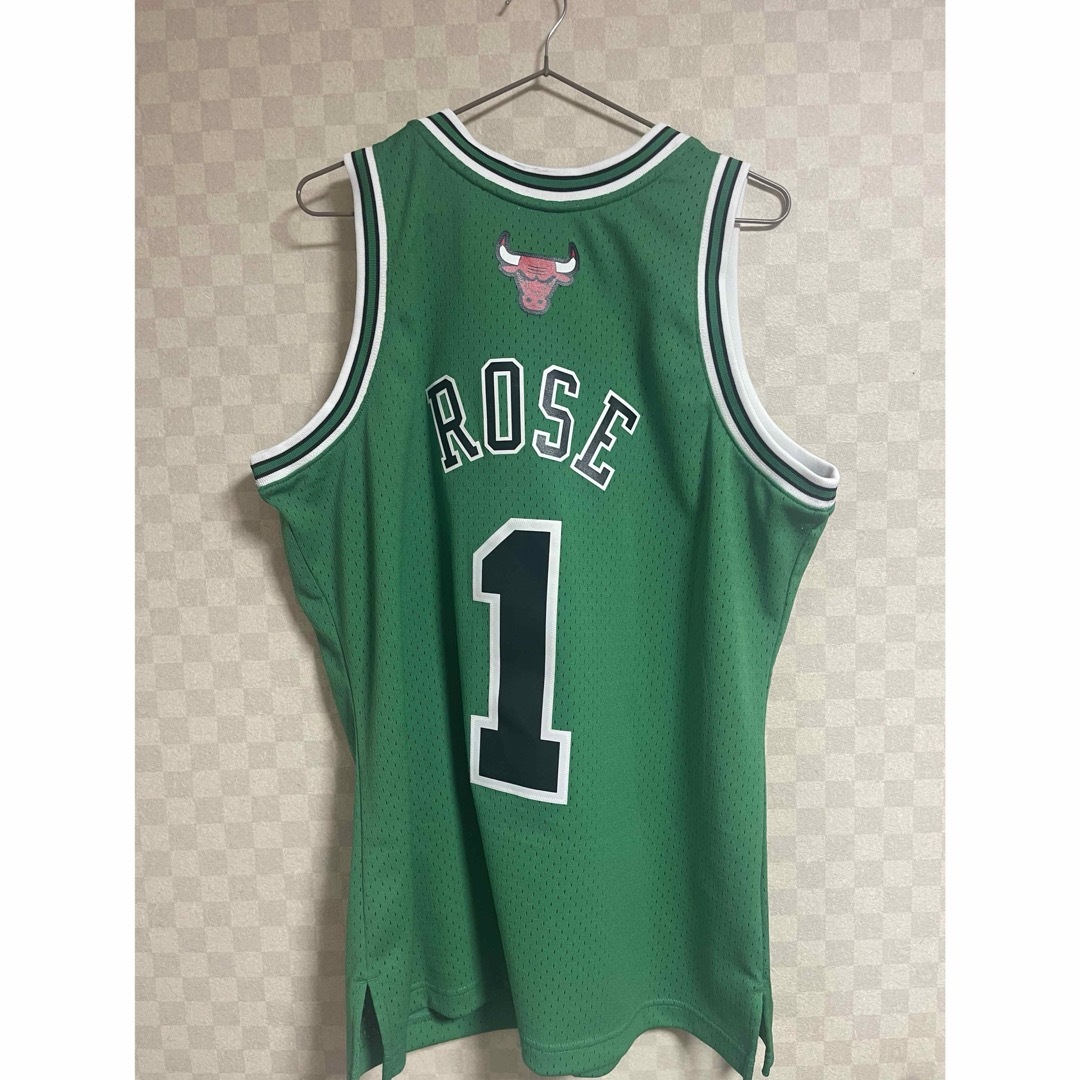 MITCHELL & NESS(ミッチェルアンドネス)のミッチェルアンドネス  ブルズ バスケユニフォーム  スポーツ/アウトドアのスポーツ/アウトドア その他(バスケットボール)の商品写真