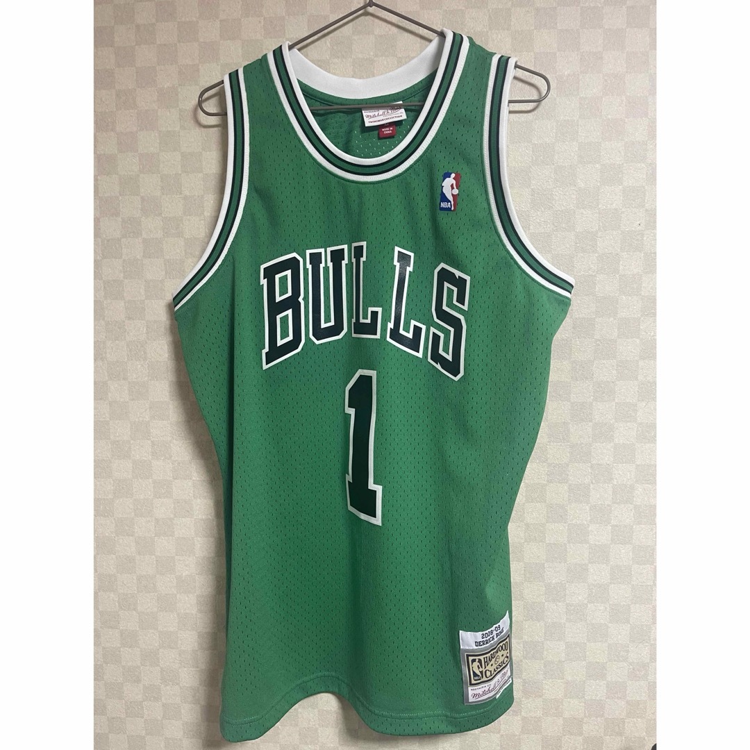 MITCHELL & NESS(ミッチェルアンドネス)のミッチェルアンドネス  ブルズ バスケユニフォーム  スポーツ/アウトドアのスポーツ/アウトドア その他(バスケットボール)の商品写真