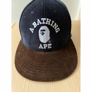 アベイシングエイプ(A BATHING APE)の極美品！BAPE コーデュロイ　スナップバックキャップ(キャップ)