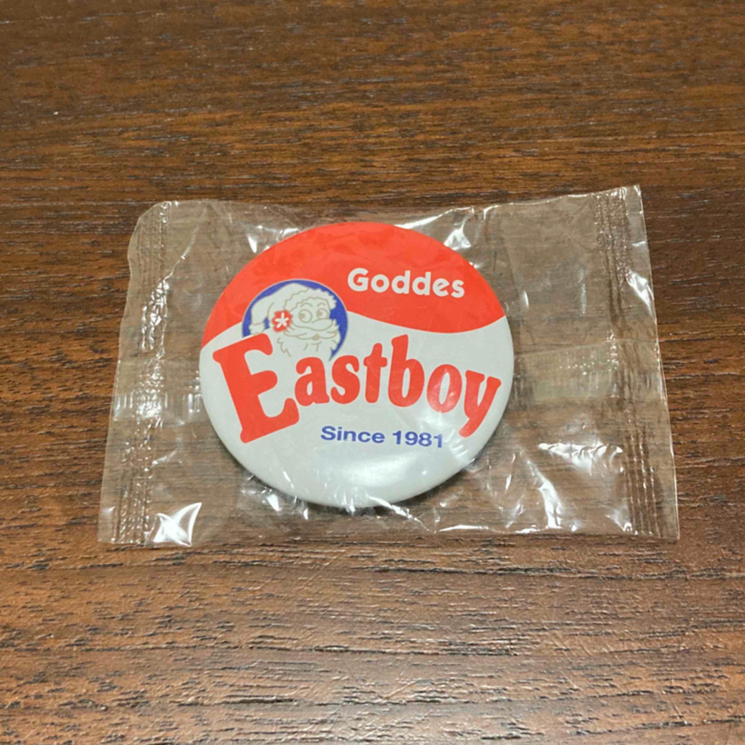 EASTBOY(イーストボーイ)のEAST BOY 缶バッチ エンタメ/ホビーのアニメグッズ(バッジ/ピンバッジ)の商品写真