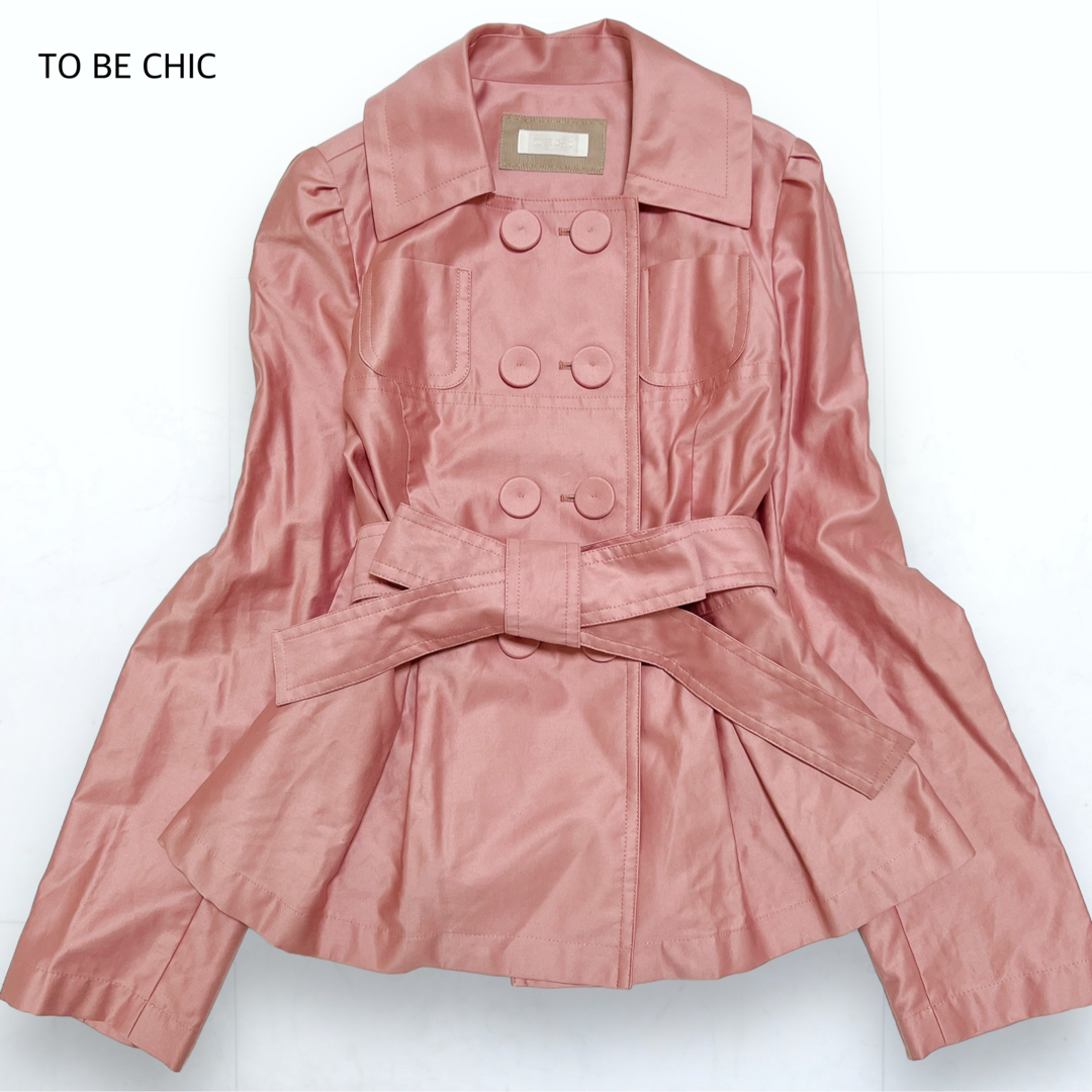 TO BE CHIC(トゥービーシック)のTO BE CHIC トレンチコート ショート スプリングコート ピンク 40 レディースのジャケット/アウター(トレンチコート)の商品写真