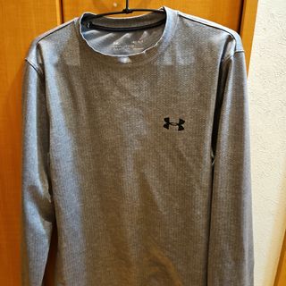 アンダーアーマー(UNDER ARMOUR)のアンダーアーマー　ネックシャツ　MDサイズ(Tシャツ/カットソー(七分/長袖))