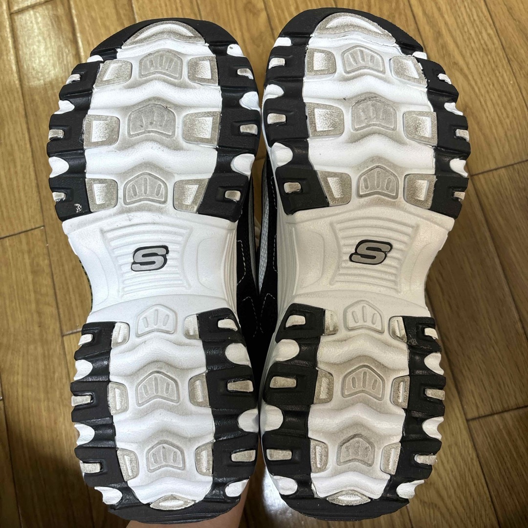 SKECHERS(スケッチャーズ)のスケッチャーズ　ディライト　スニーカー　27センチ メンズの靴/シューズ(スニーカー)の商品写真