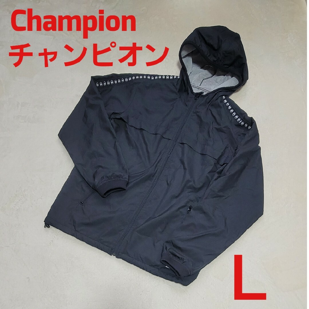 Champion(チャンピオン)のChampion チャンピオン パーカー ナイロン ジップアップ ブラック Ｌ レディースのジャケット/アウター(ナイロンジャケット)の商品写真