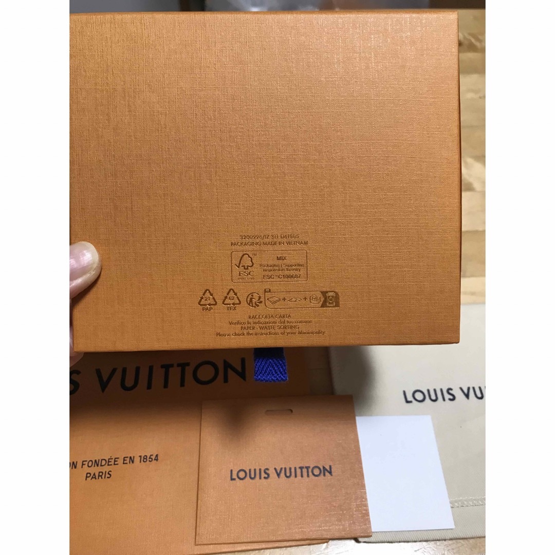 LOUIS VUITTON(ルイヴィトン)のルイヴィトン　ウォレット　ラッピング　2セット インテリア/住まい/日用品のオフィス用品(ラッピング/包装)の商品写真