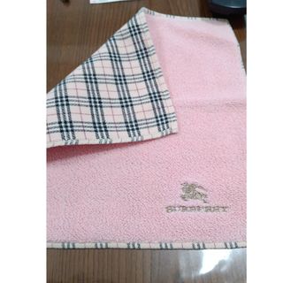 バーバリー(BURBERRY)のバーバリー　ハンカチ　ピンク(ハンカチ)