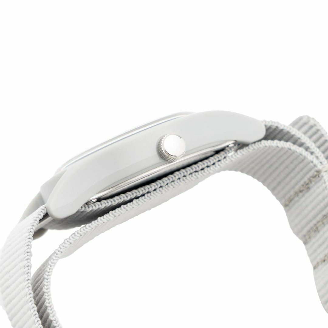 【色: グレー】[キューアンドキュー] 腕時計 アナログ ソーラー 防水 ナイロ メンズの時計(その他)の商品写真