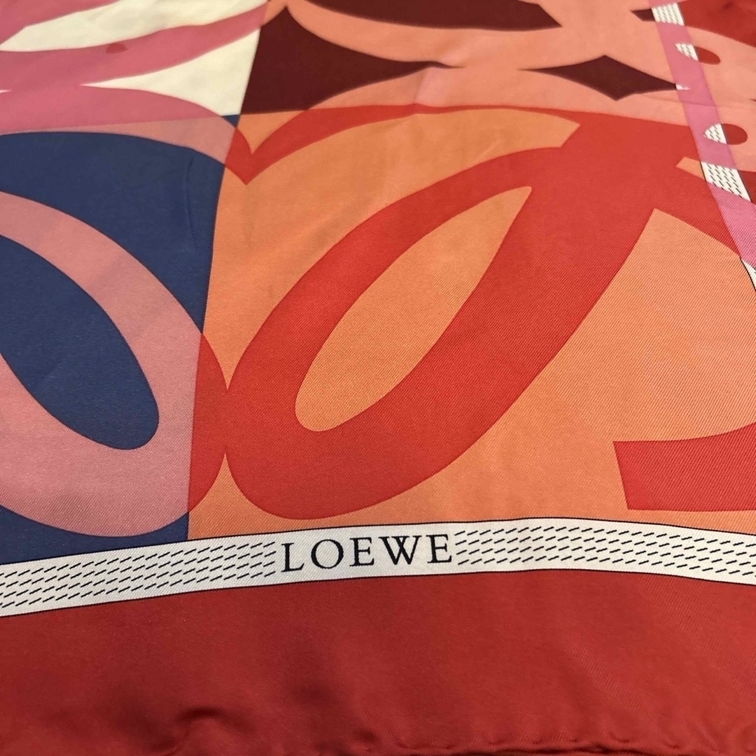 LOEWE(ロエベ)のロエベ　大判スカーフ レディースのファッション小物(バンダナ/スカーフ)の商品写真