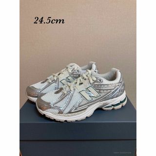 ニューバランス(New Balance)の【24.5センチ】NEW BALANCE　M1906(スニーカー)