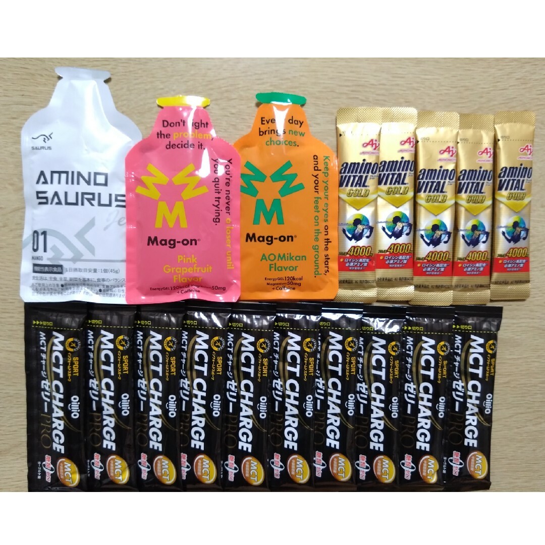 味の素(アジノモト)のアミノサウルス、マグオン、アミノバイタルゴールド、MCTチャージゼリー 食品/飲料/酒の健康食品(アミノ酸)の商品写真