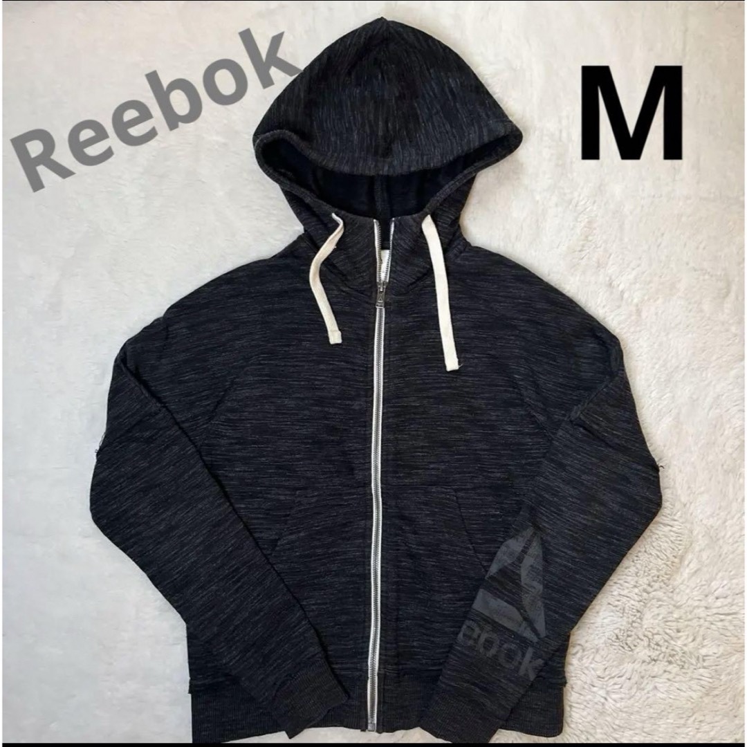 Reebok(リーボック)のReebok リーボック　パーカー　グレー　レディースM レディースのトップス(トレーナー/スウェット)の商品写真