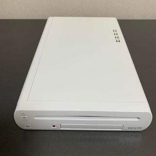 ニンテンドウ(任天堂)のNintendo Wii U 32GB SHIRO 本体のみ(家庭用ゲーム機本体)