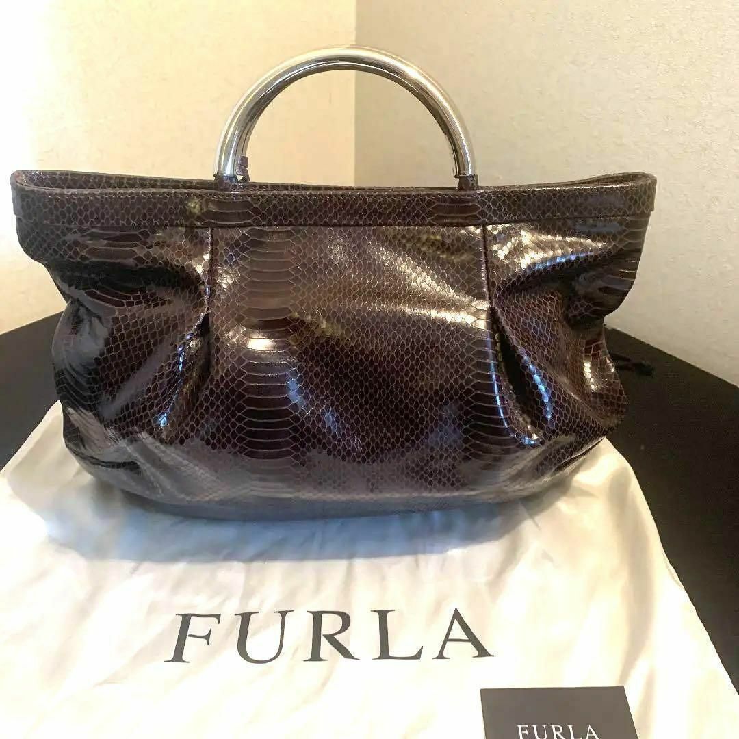 Furla(フルラ)のフルラ レザーパイソン型押し　トートバッグ レディースのバッグ(トートバッグ)の商品写真