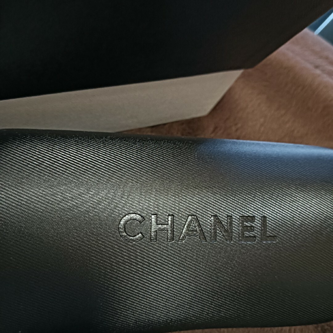 CHANEL(シャネル)のメガネケースと箱のみ。 レディースのファッション小物(サングラス/メガネ)の商品写真