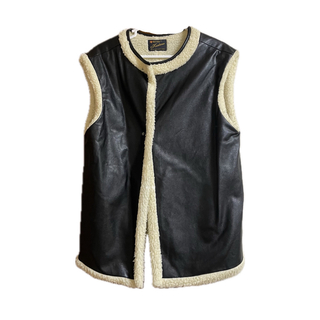 カスタネ(Kastane)のkastane leather vest(ベスト/ジレ)