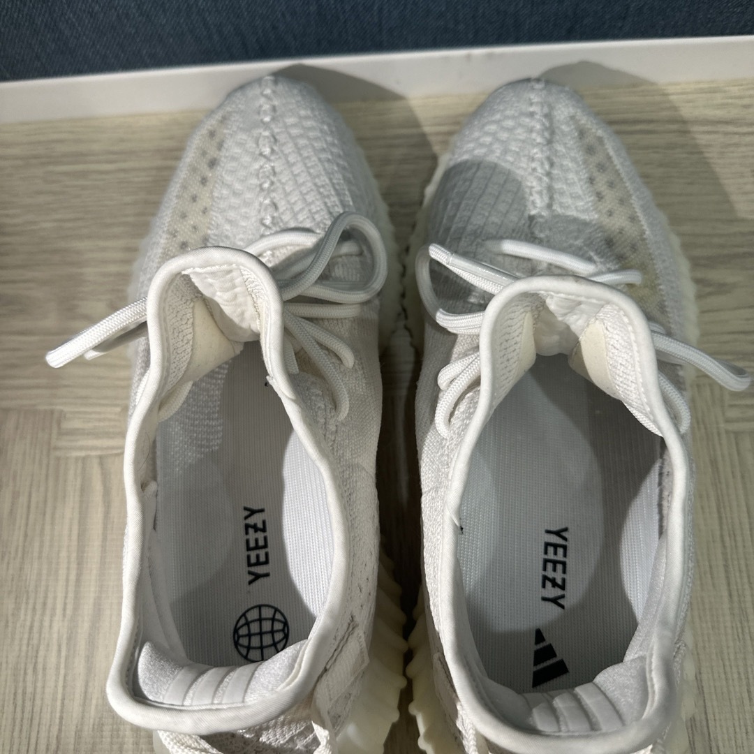 YEEZY（adidas）(イージー)のイージーブースト メンズの靴/シューズ(スニーカー)の商品写真