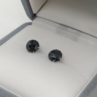 天然ブラックダイヤモンド　ピアス(ピアス)