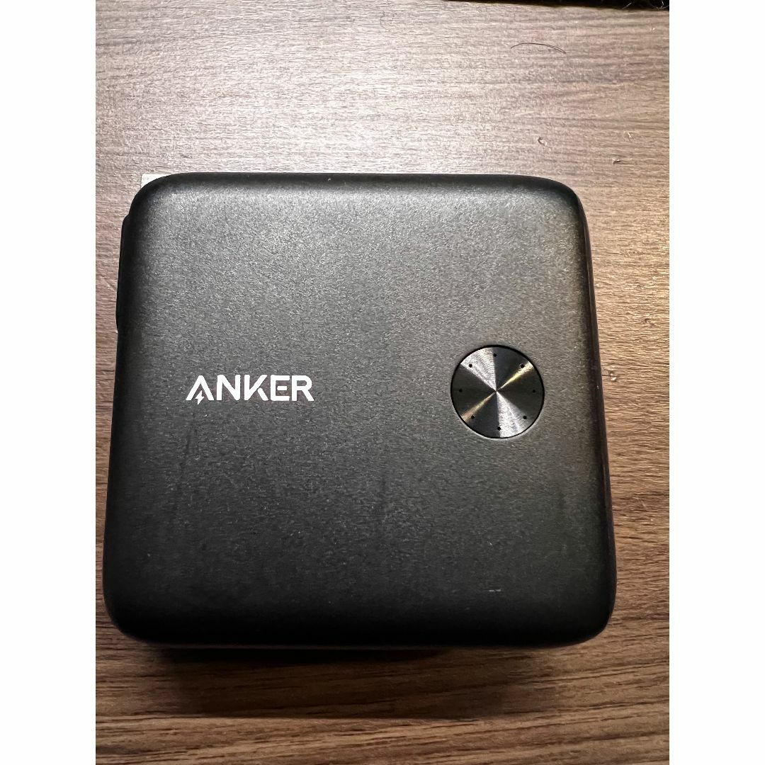 Anker(アンカー)のAnker MagGo 充電器 モバイルバッテリー セット スマホ/家電/カメラのスマートフォン/携帯電話(バッテリー/充電器)の商品写真