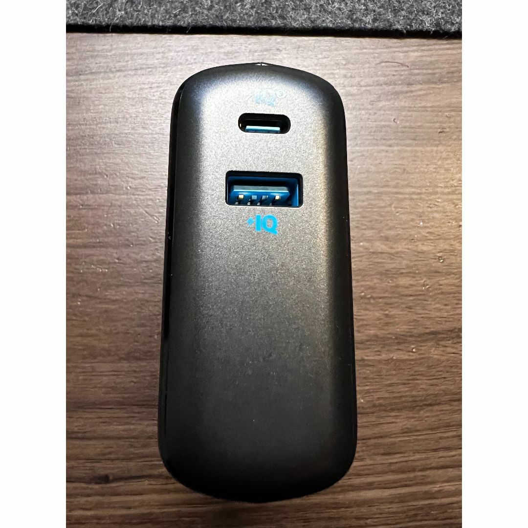 Anker(アンカー)のAnker MagGo 充電器 モバイルバッテリー セット スマホ/家電/カメラのスマートフォン/携帯電話(バッテリー/充電器)の商品写真