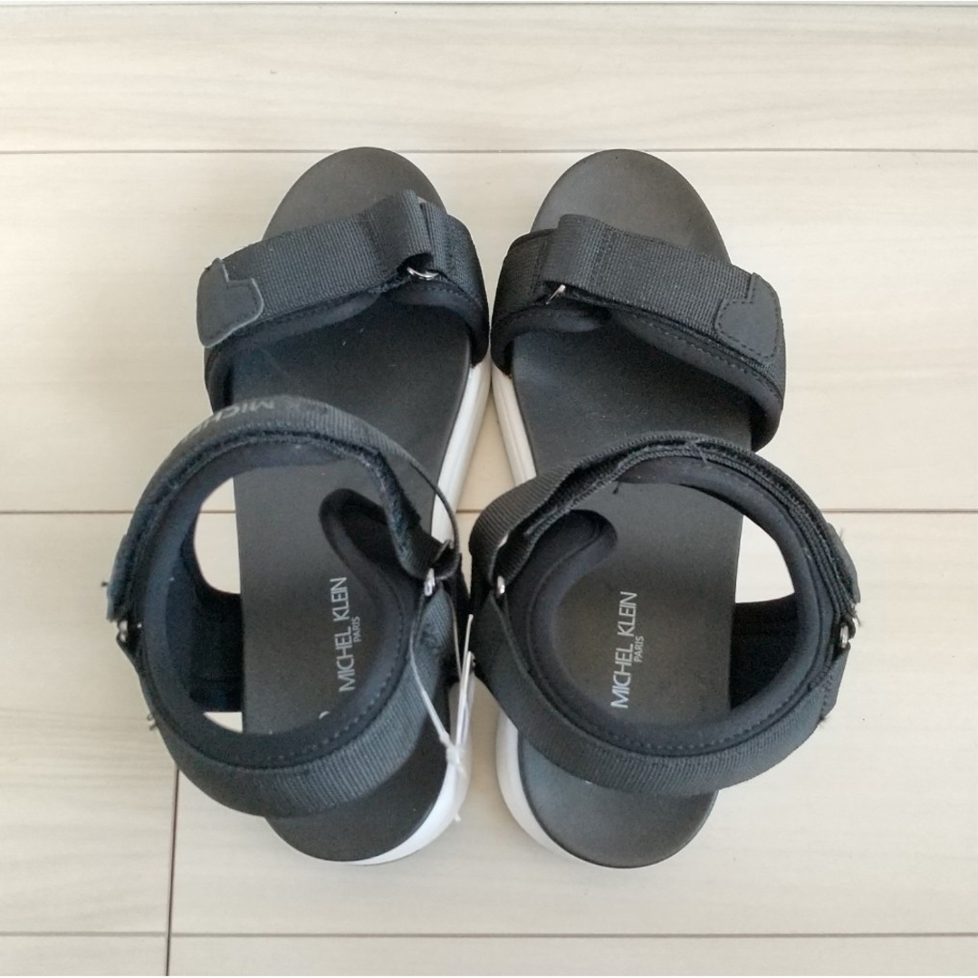 （257）MICHEL KLEIN ブラック サンダル（24.0cm） レディースの靴/シューズ(サンダル)の商品写真