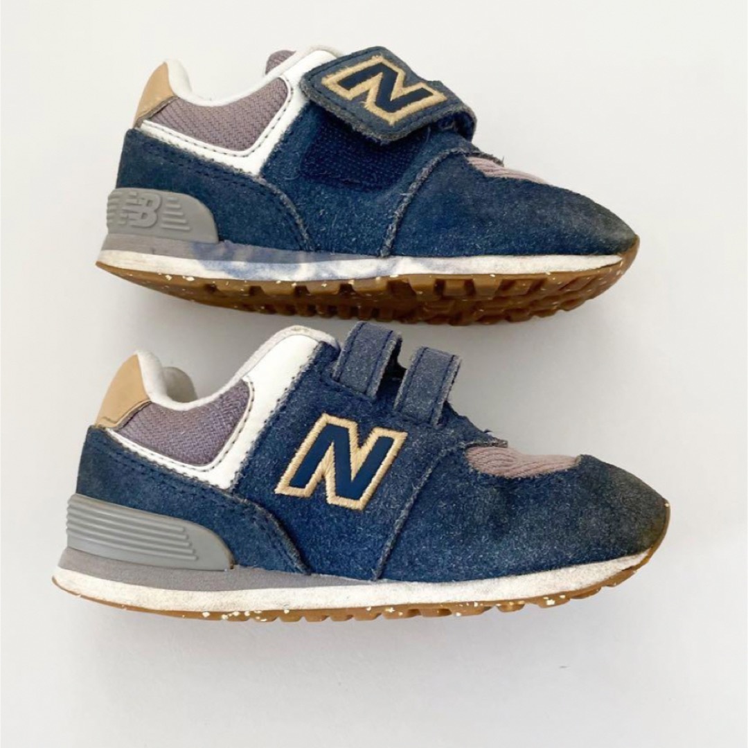 574（New Balance）(ゴーナナヨン)のニューバランス　ネイビー 574 15cm キッズ/ベビー/マタニティのキッズ靴/シューズ(15cm~)(スニーカー)の商品写真