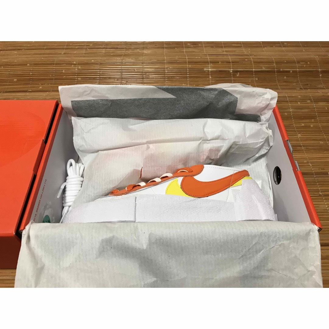 NIKE(ナイキ)のNIKE BLAZER LOW SACAI MAGMA ORANGE 25.5 メンズの靴/シューズ(スニーカー)の商品写真