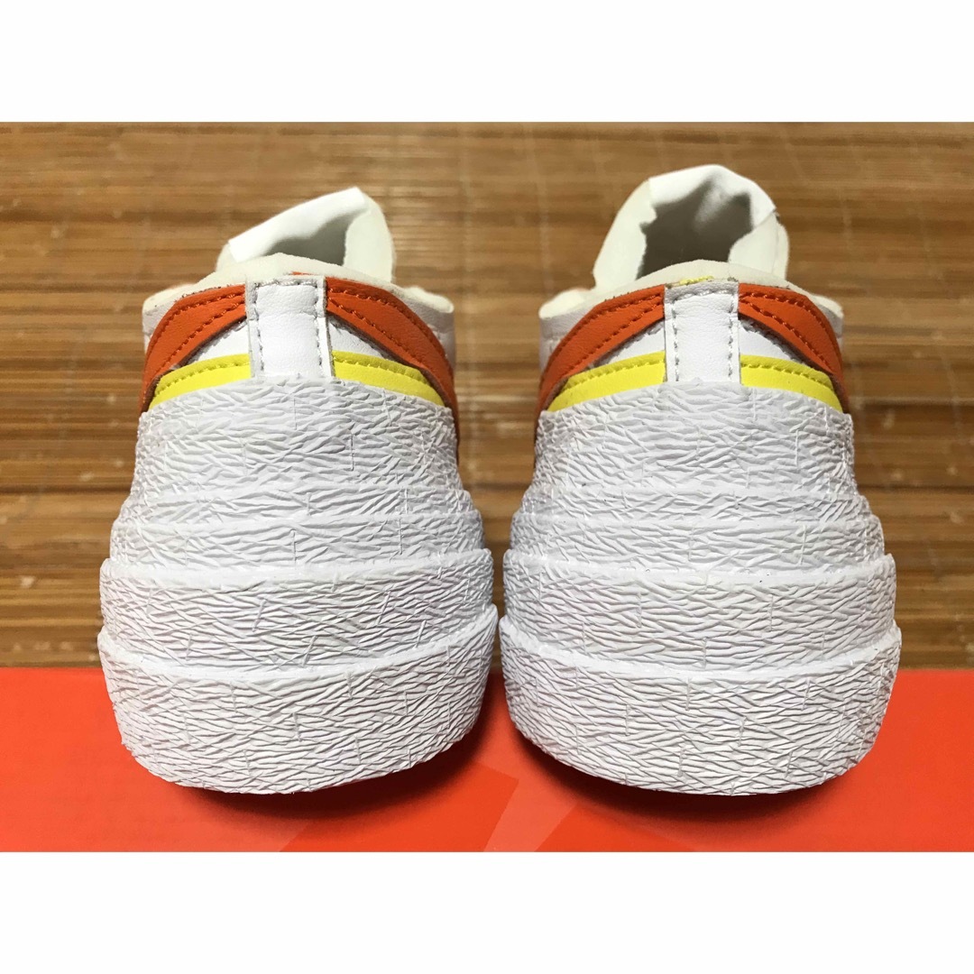 NIKE(ナイキ)のNIKE BLAZER LOW SACAI MAGMA ORANGE 25.5 メンズの靴/シューズ(スニーカー)の商品写真