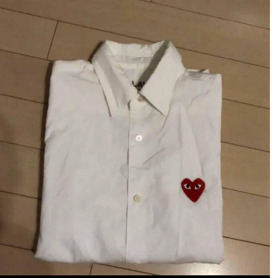 COMME des GARCONS(コムデギャルソン)のコムデギャルソン　プレイ　M  白　赤ハート レディースのトップス(Tシャツ(長袖/七分))の商品写真