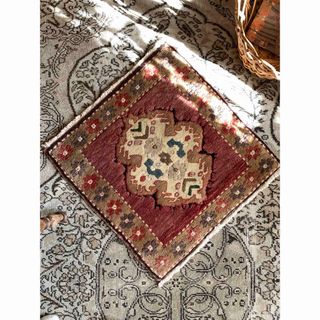 63.5×66 "Balloon” ViNTAGE TURKiSH RUG