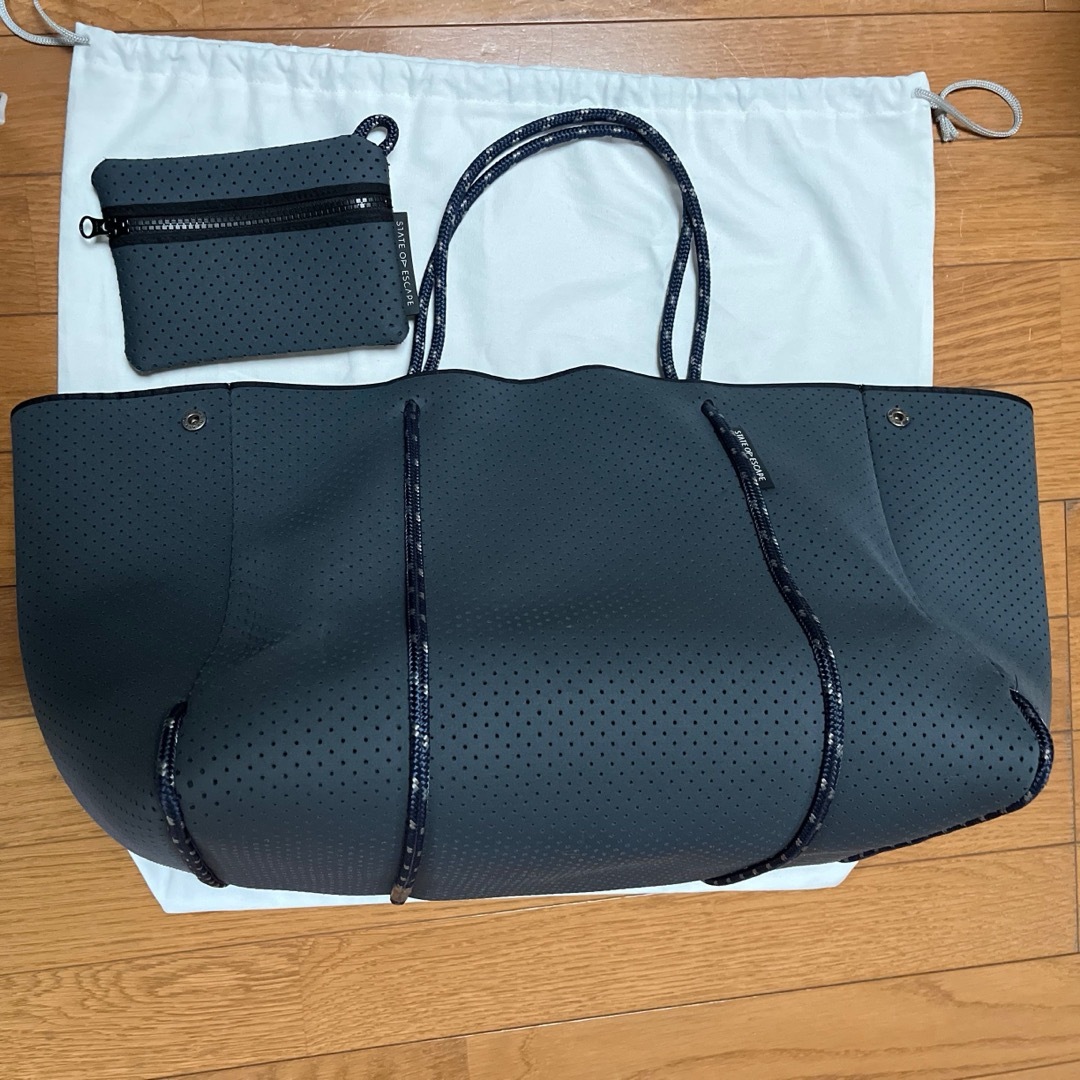 State of Escape(ステイトオブエスケープ)のState of Escape ESCAPE BAG ピューター【pi様専用】 レディースのバッグ(トートバッグ)の商品写真