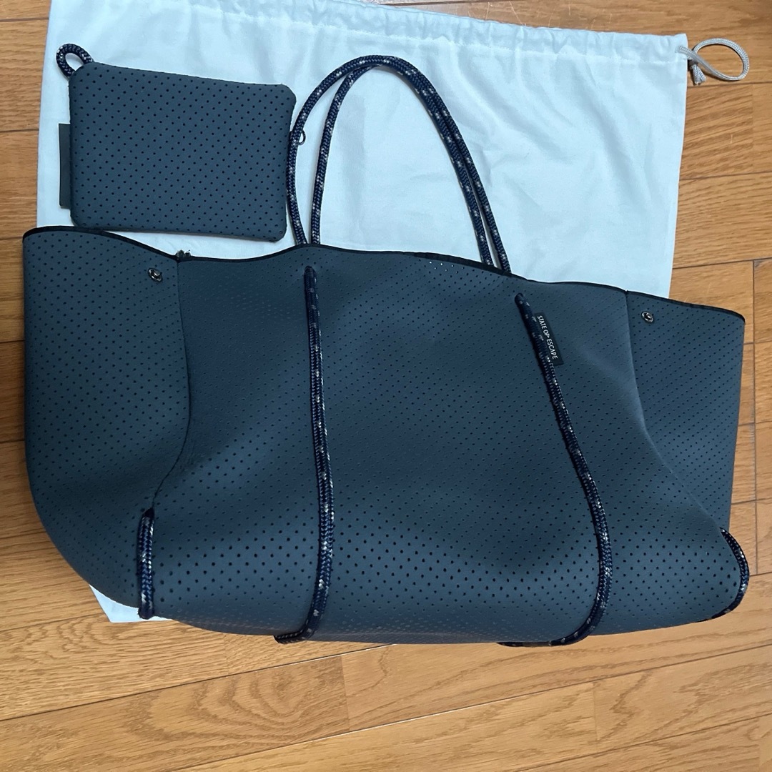 State of Escape(ステイトオブエスケープ)のState of Escape ESCAPE BAG ピューター【pi様専用】 レディースのバッグ(トートバッグ)の商品写真