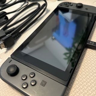 ニンテンドースイッチ(Nintendo Switch)のニンテンドーSwitch 本体　おまけ付き(家庭用ゲーム機本体)