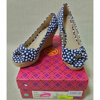 トリーバーチ(Tory Burch)の【新品】TORY BURCH　レトロ調　ウェッジソール　７(ハイヒール/パンプス)