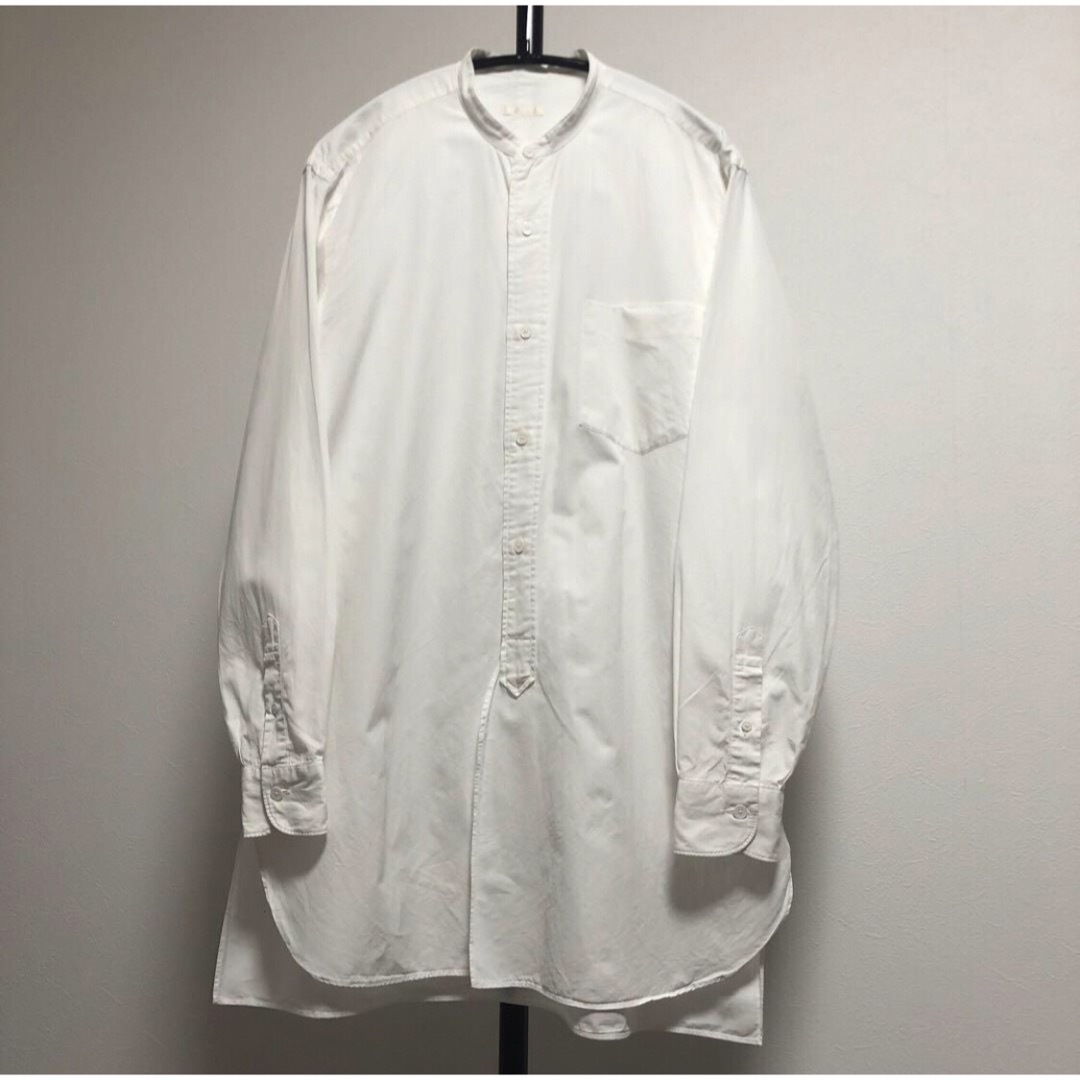 COMOLI(コモリ)の18aw 美品　コモリシャツ　バンドカラー 白　comoli  メンズのトップス(シャツ)の商品写真