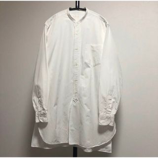 コモリ(COMOLI)の18aw 美品　コモリシャツ　バンドカラー 白　comoli (シャツ)