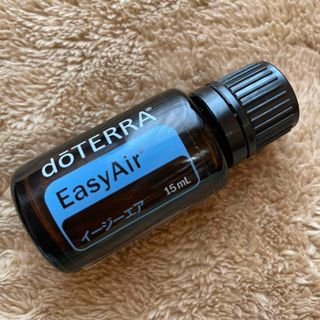 ドテラ(doTERRA)のドテラ　イージーエアー　15ml  アロマオイル 精油　新品未使用(エッセンシャルオイル（精油）)