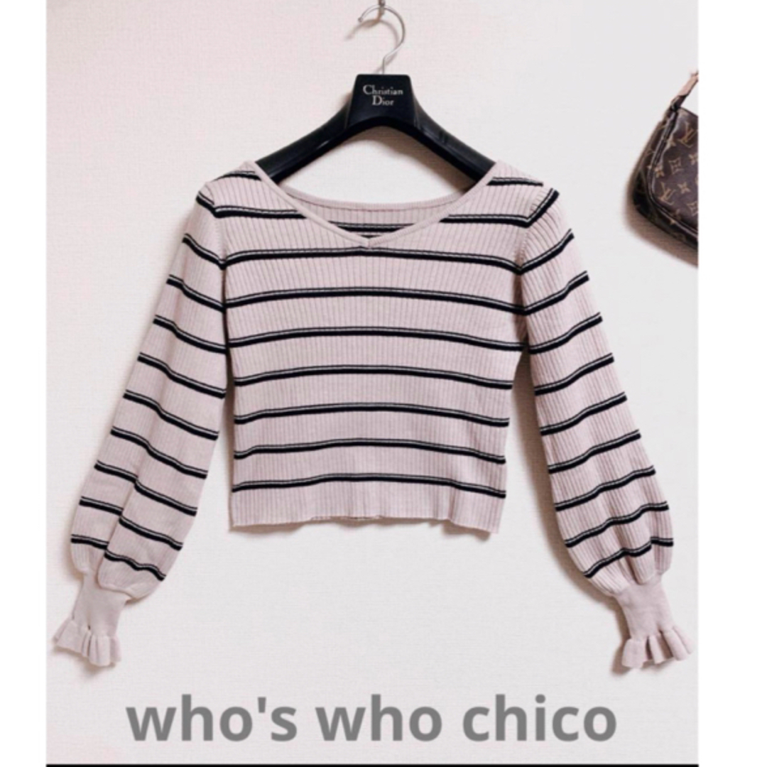 who's who Chico(フーズフーチコ)のwho's who chico フーズフーチコ フリルボリューム袖 ニット 春 レディースのトップス(カットソー(長袖/七分))の商品写真