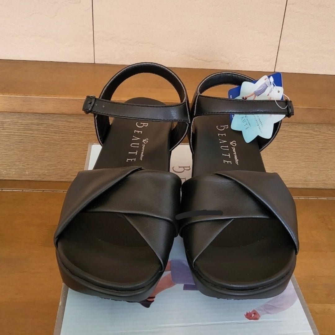 新品 pure walker 5501 ブラック LL  強烈に履き良い！ レディースの靴/シューズ(サンダル)の商品写真