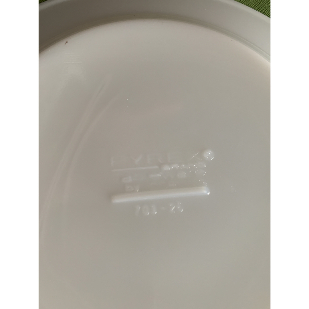 Pyrex(パイレックス)のパイレックス　Tablewareプレート4枚 インテリア/住まい/日用品のキッチン/食器(食器)の商品写真