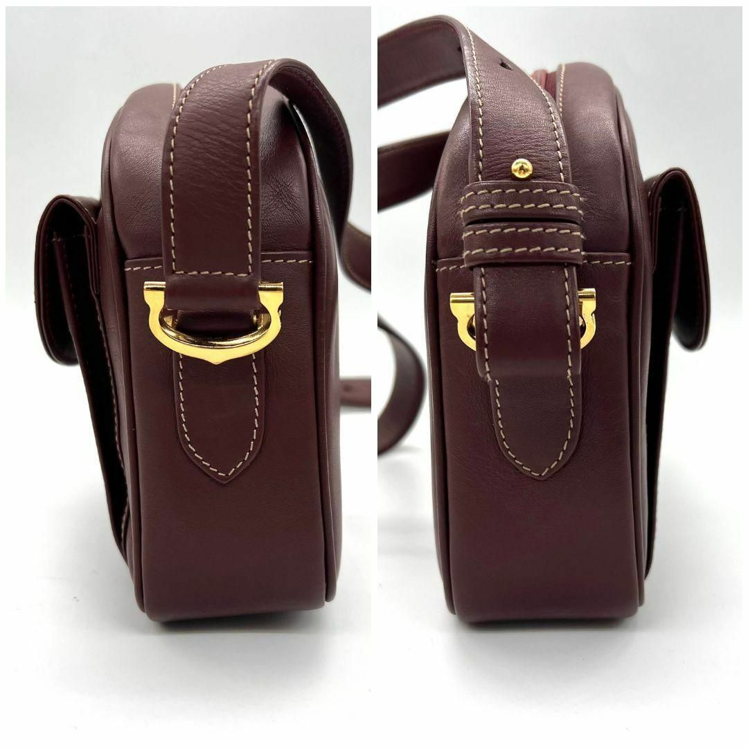 Cartier(カルティエ)のCartier カルティエ マストライン ショルダーバッグ ボルドー レザー レディースのバッグ(ショルダーバッグ)の商品写真