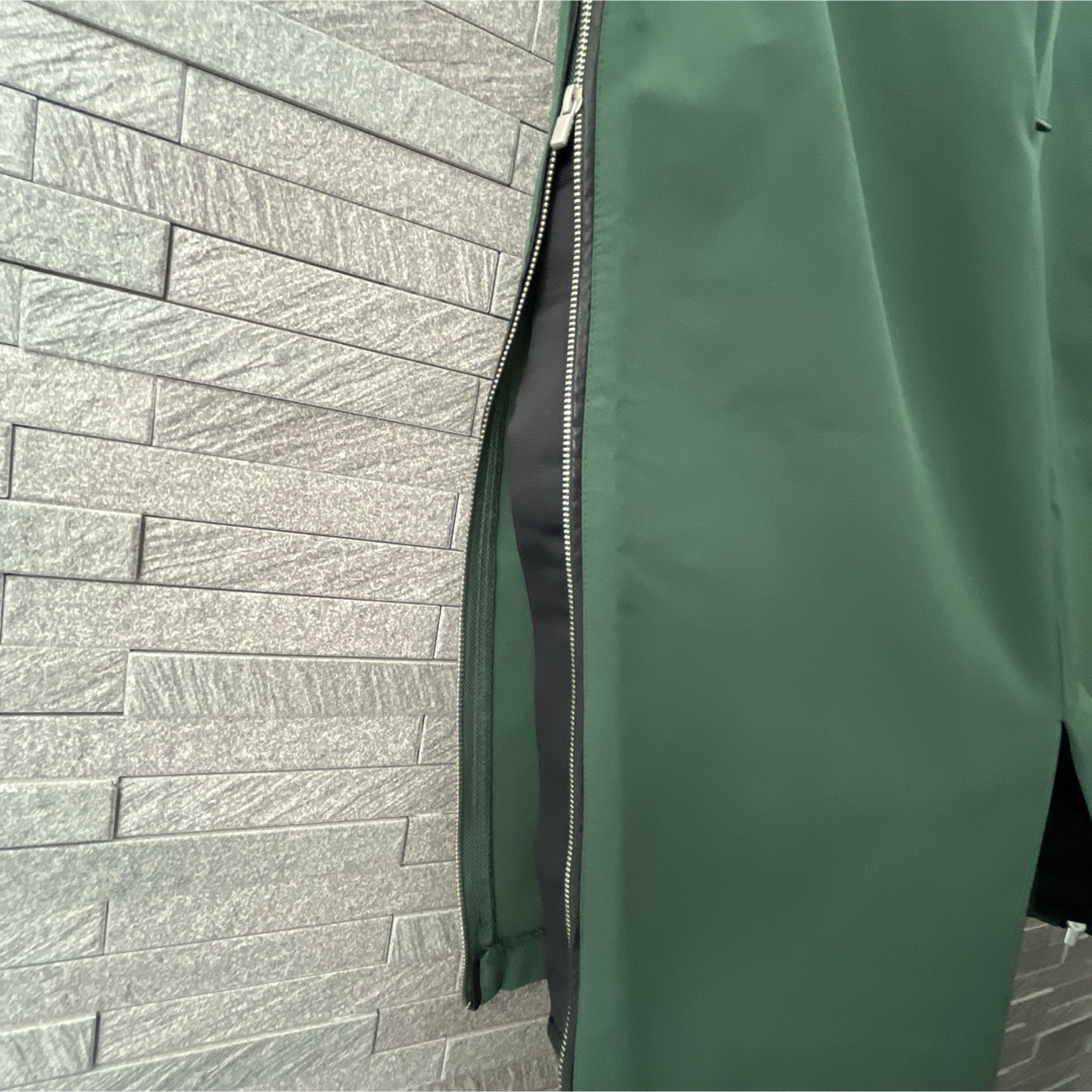 ZARA(ザラ)のZARA ザラ タイトスカート カーキー オリーブ スリットジッパー付 膝丈 レディースのスカート(ひざ丈スカート)の商品写真