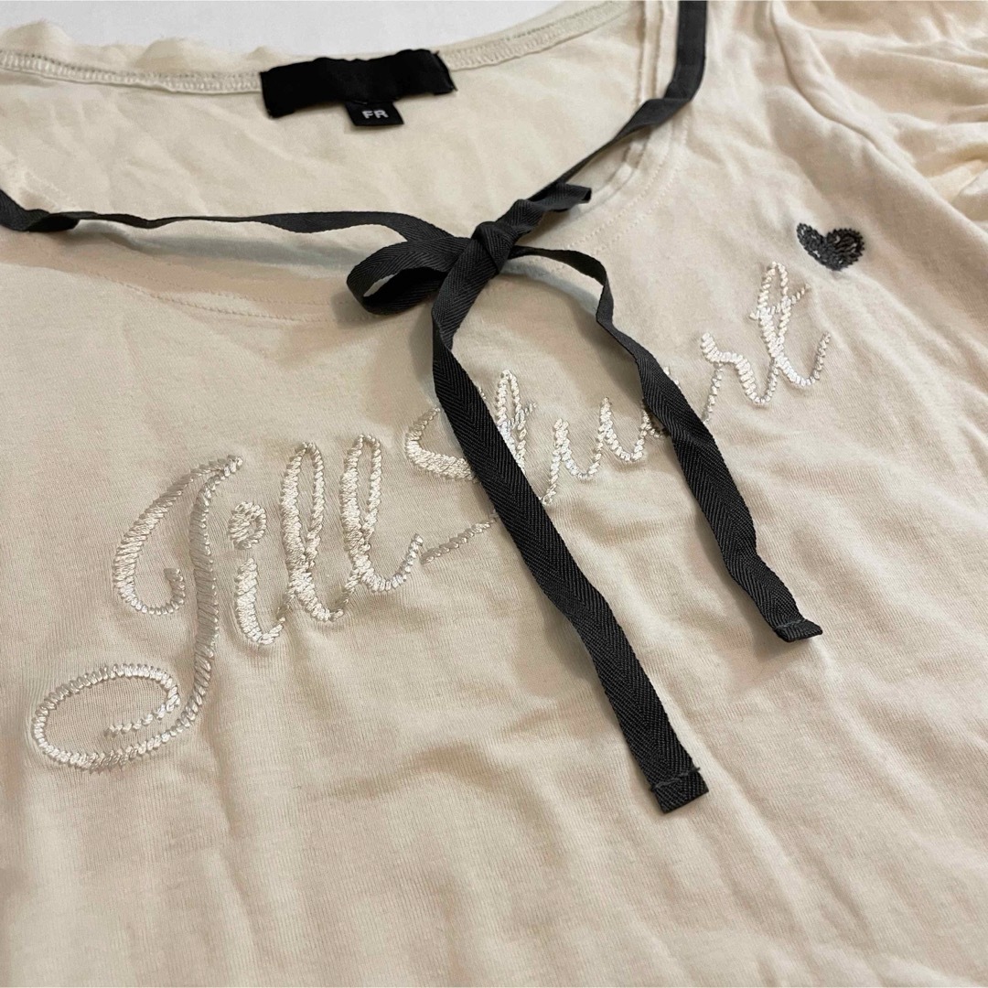 JILLSTUART(ジルスチュアート)のジルスチュアート　ロゴ刺繍Tシャツ レディースのトップス(Tシャツ(半袖/袖なし))の商品写真