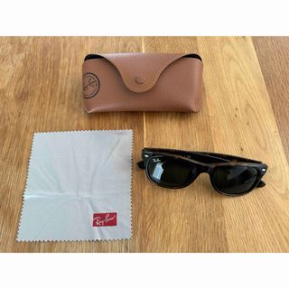 レイバン(Ray-Ban)のレイバン　ニューウェイファーラー RB2132-F 902   52▫︎18(サングラス/メガネ)