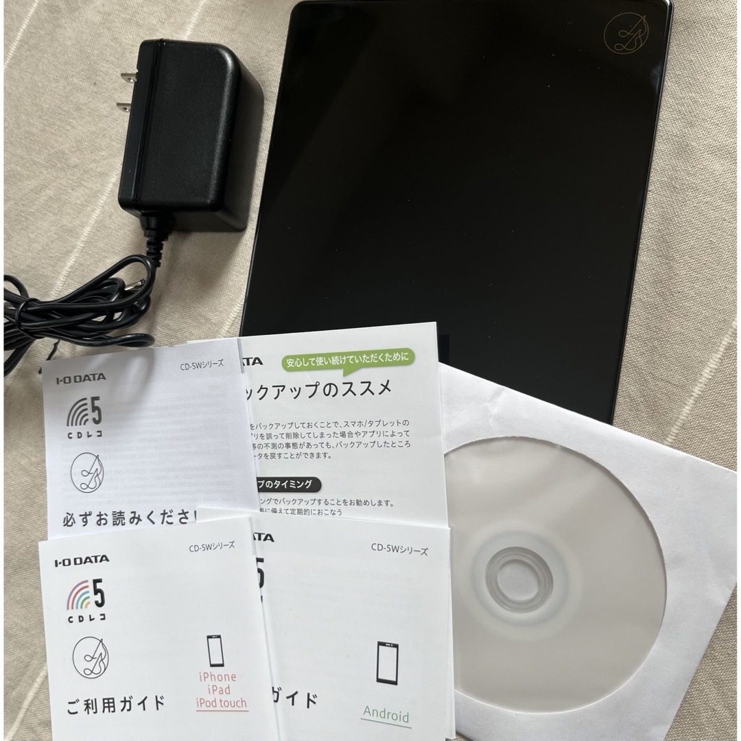 IODATA(アイオーデータ)の CDレコ5 スマートフォン用CDレコーダー スマホ/家電/カメラのオーディオ機器(その他)の商品写真