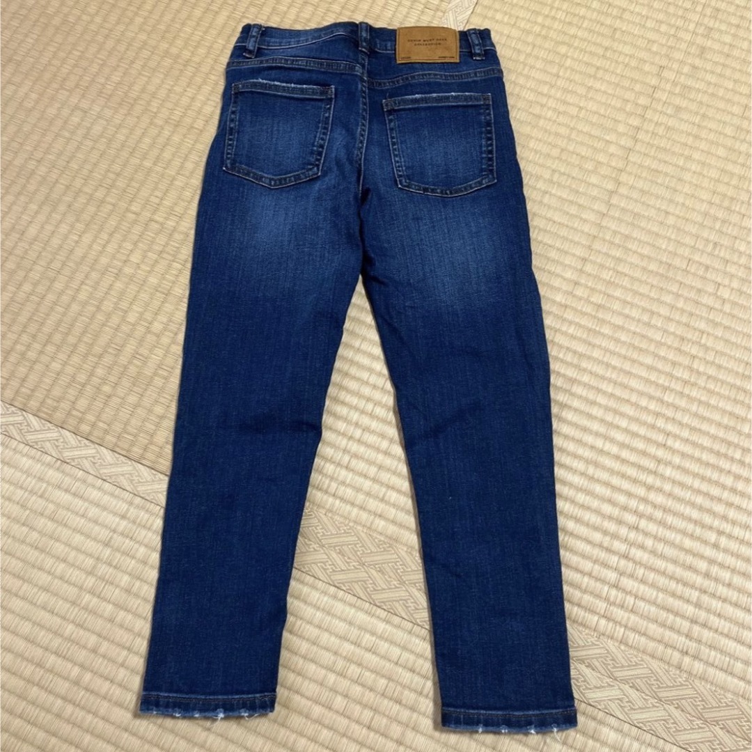 ZARA KIDS(ザラキッズ)のZARA kids デニム size8 キッズ/ベビー/マタニティのキッズ服男の子用(90cm~)(パンツ/スパッツ)の商品写真