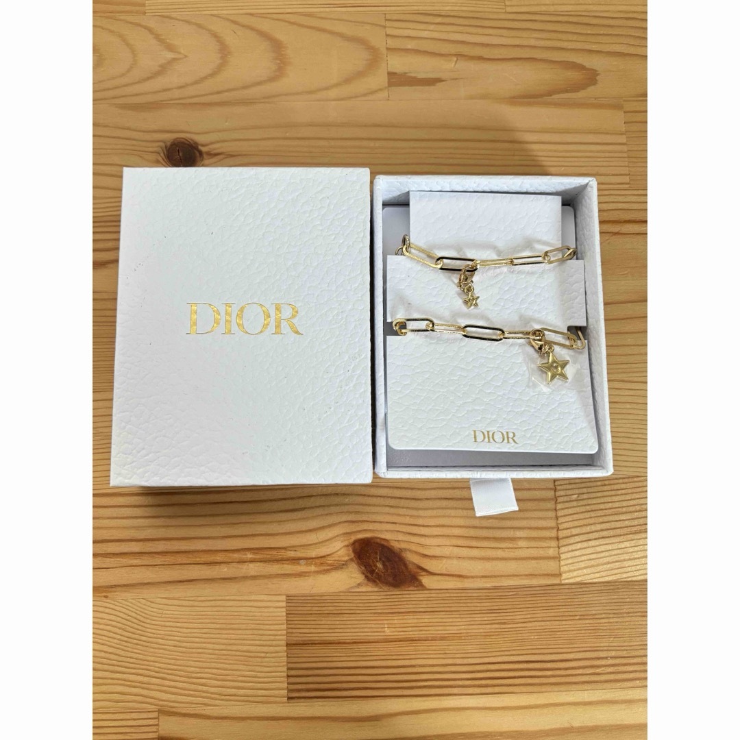 Dior(ディオール)のDior ノベルティ　キーチャーム エンタメ/ホビーのコレクション(ノベルティグッズ)の商品写真